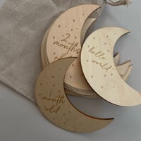 Monthly Wood Plate [ MOON ]    [ 木製 月齢フォト 月齢カード MILESTONE CARD マイルストーン カード マンスリーカード フォト 出産準備]
