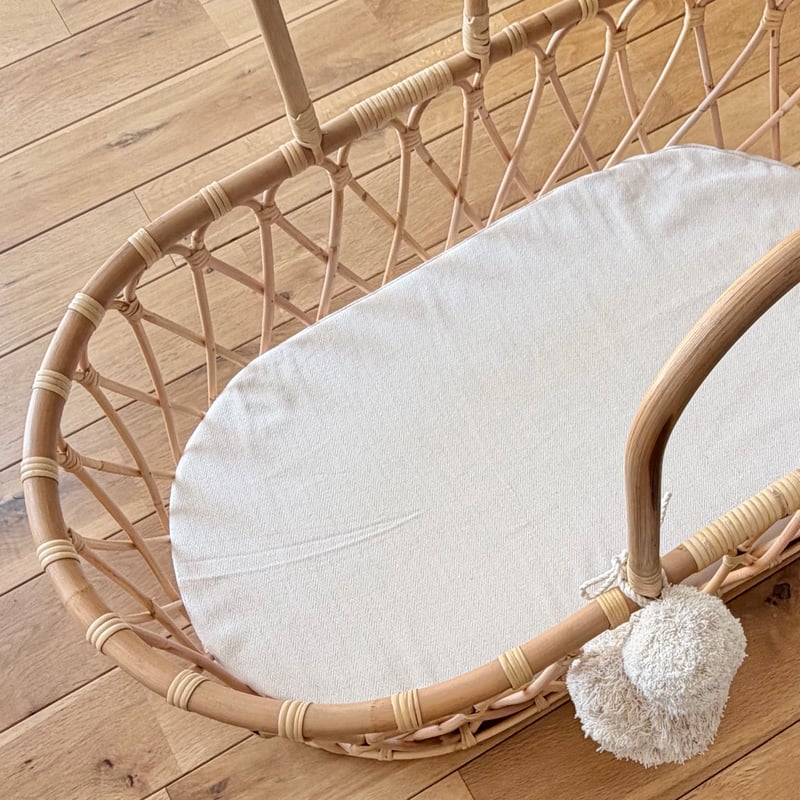 Rattan Baby Basket with Pompom / Hippo + Birds
