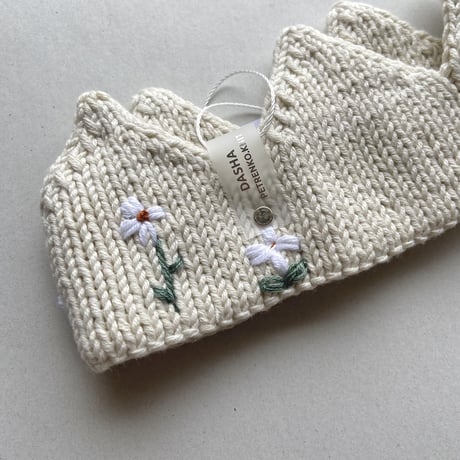 Knitted Crown [ Embroidery ] / Dasha Petrenko [ニットクラウン ハーフバースデー ファーストバースデー 誕生日 記念日 ニューボーンフォト]