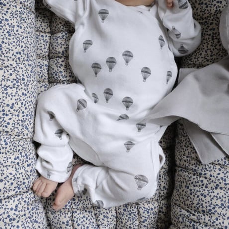 Newborn Onesie GOTS [ Parachute ] / Konges sloejd     [ コンゲススロイド   新生児 ロンパース パラシュート 前合わせ 肌着 出産準備]