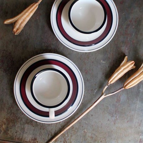 ヤマト White&Wine　カップ＆ソーサー　ワインレッドライン　STONEWARE（未使用長期保管品）