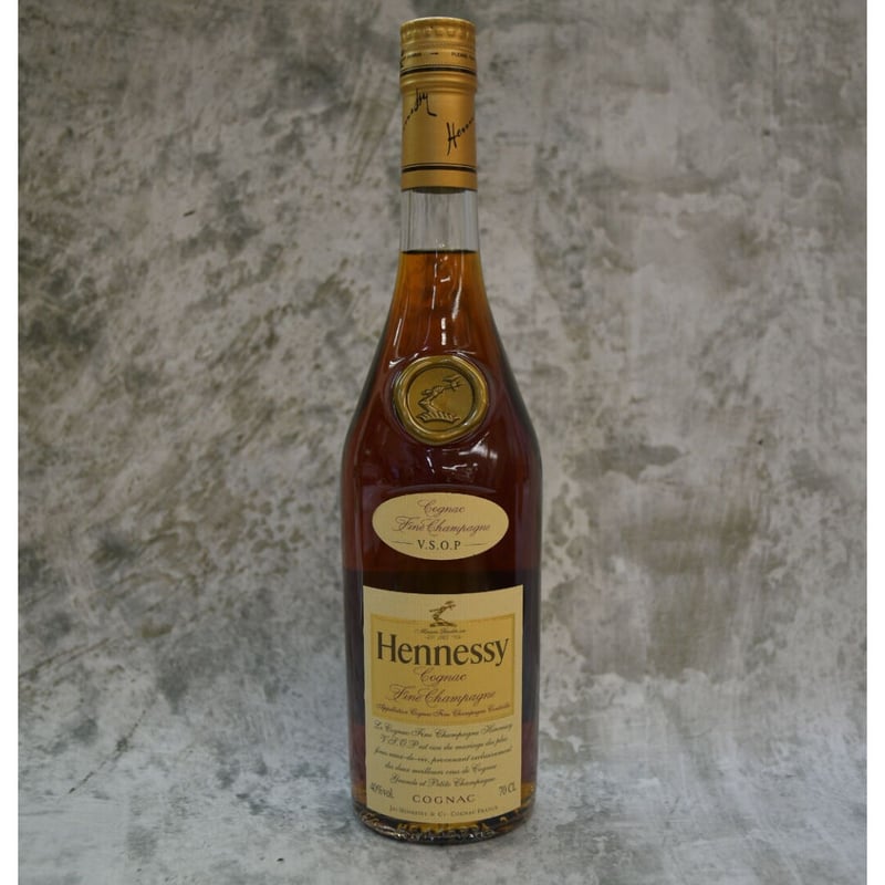 ヘネシーV.S.O.P スリムボトル 700ml 40度 | 酒の國 ヘネシーV.S.O.P スリムボトル 700ml 40度 | 酒の國