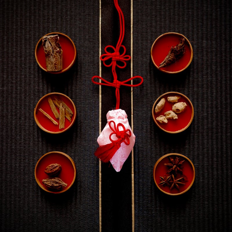 訶梨勒（かりろく）厄除けの匂い袋 桃色 張箱入 | ICHI-ONLINESHOP