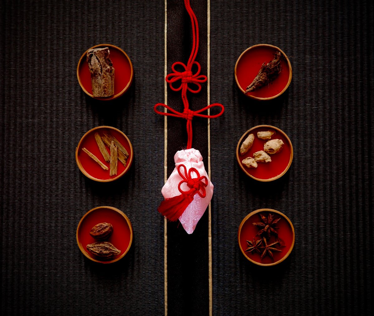 訶梨勒（かりろく）厄除けの匂い袋 桃色 張箱入 | ICHI-ONLINESHOP