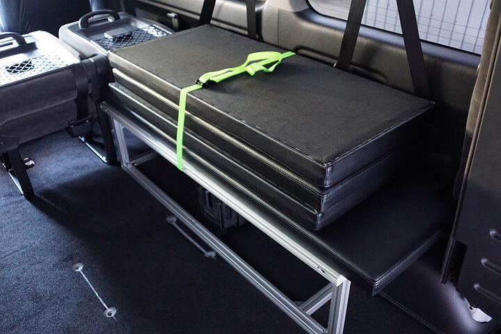 ハイエースW-GL｜ベッドキット グルニエ7】～現行型｜西濃運輸支店止め