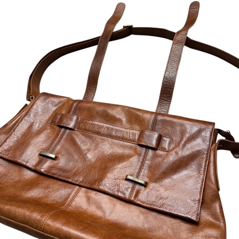 90-00s connie line real leather shoulder bag | 無無