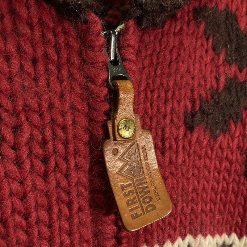 90-00s FIRST DOWN zip-up cowichan knit cardigan