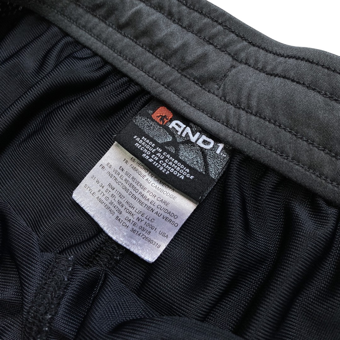 AND1　アンドワン　刺繍ロゴ　裏地メッシュ　ポリパンツ　トラックパンツ fit=scale-down,w=1200
