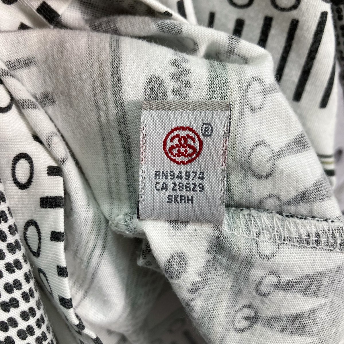 STUSSY S/S tomtom pattern design T-SHIRT | 無無
