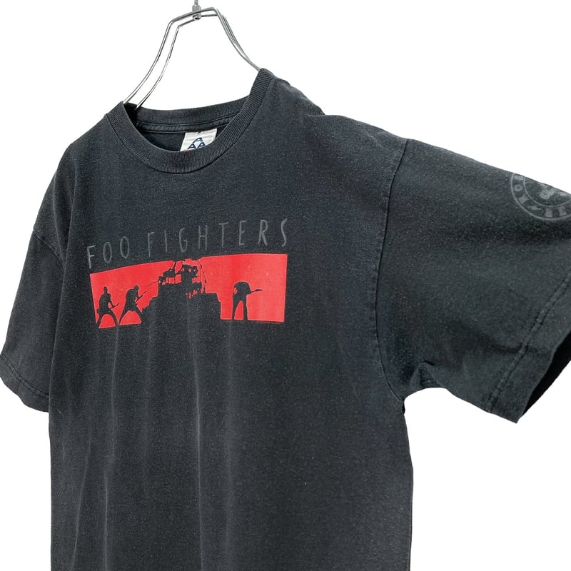 Foo Fighters Tシャツ 黒 鷲デザイン Foo Fighters Tシャツ 黒 鷲デザイン
