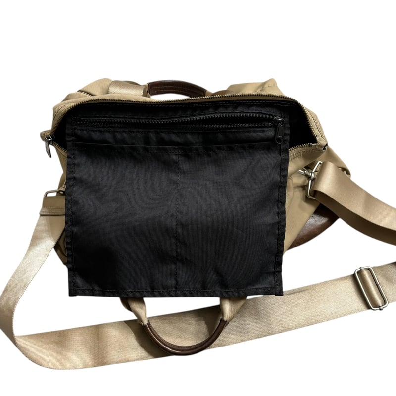 FRED PERRY 2way helmet design shoulder bag | 無無