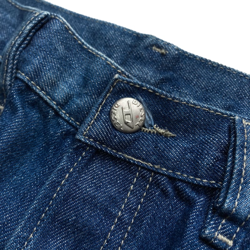 ”old DIESEL オールドディーゼル　90s イタリア製 old DIESEL オールドディーゼル 90s イタリア製 - メルカリ