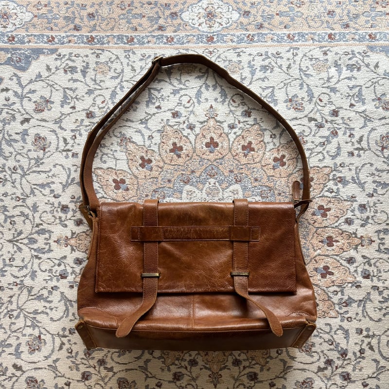 カオヨリナカミ Connie leather like shoulder カオヨリナカミ Connie leather like shoulder