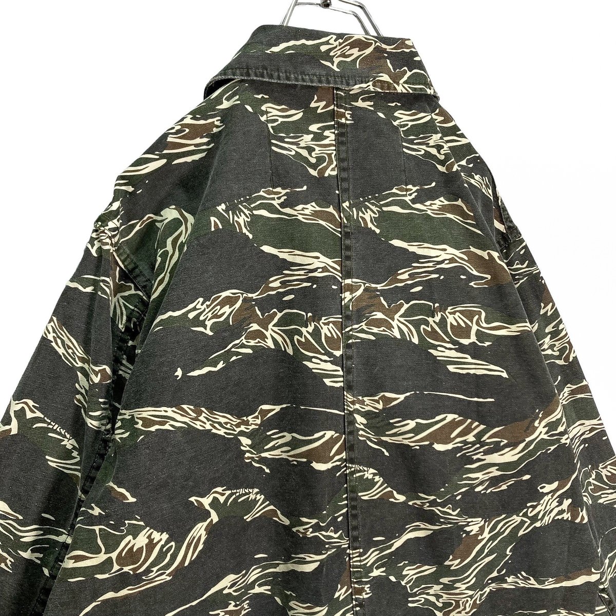 STUSSY ATHLETIC OUTER GEAR Tigerstripe camo jac