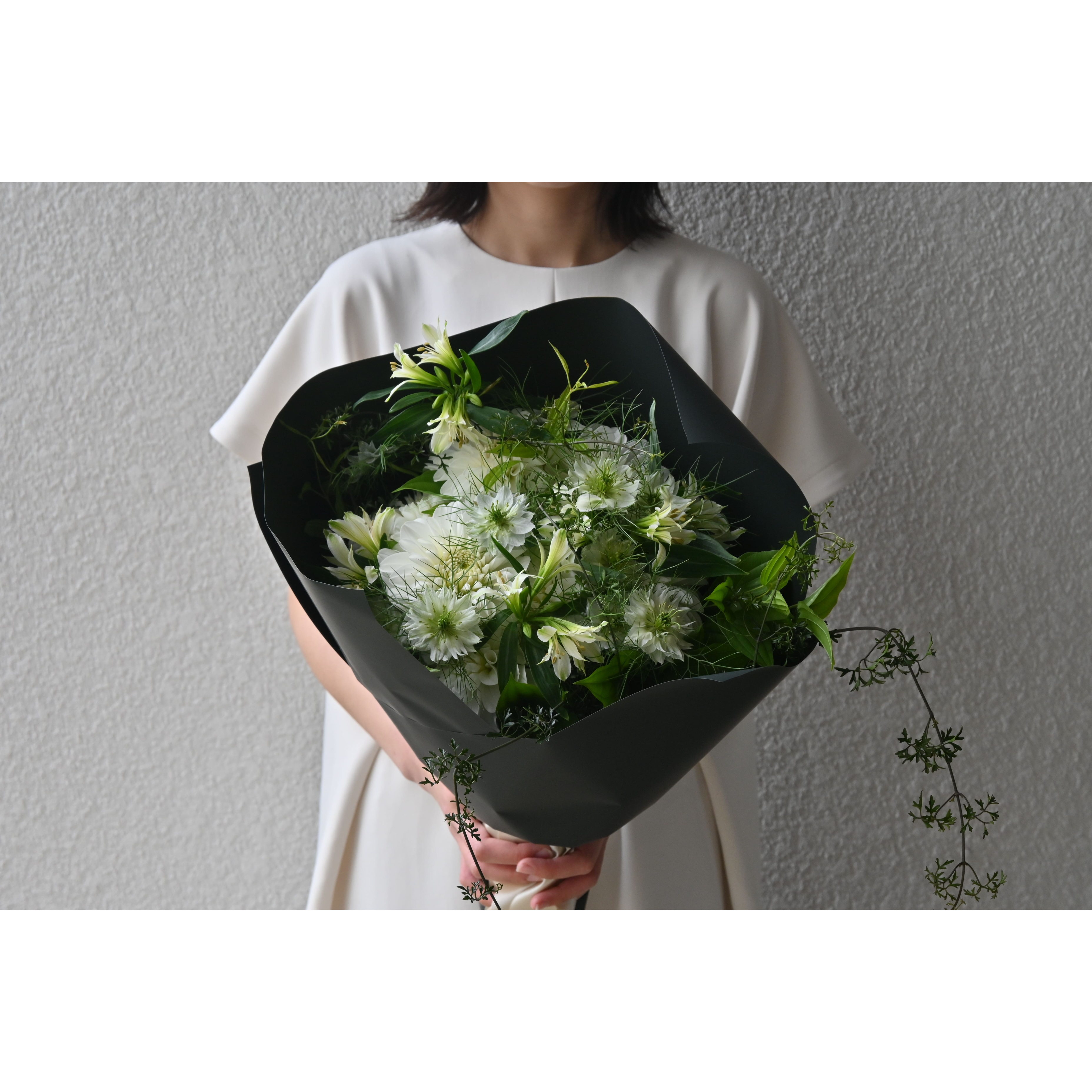花束・アレンジメント YUKARI BOUQUET - 季節の花束 - 】 | YUKARI online store