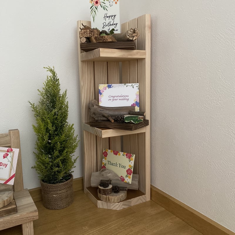 コロン: 木製コーナーラック スラットデザイン コロン様専用