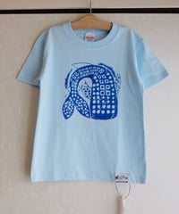 ジンベイザメ｜キッズTシャツ5.6oz［ライトブルー／130cm］