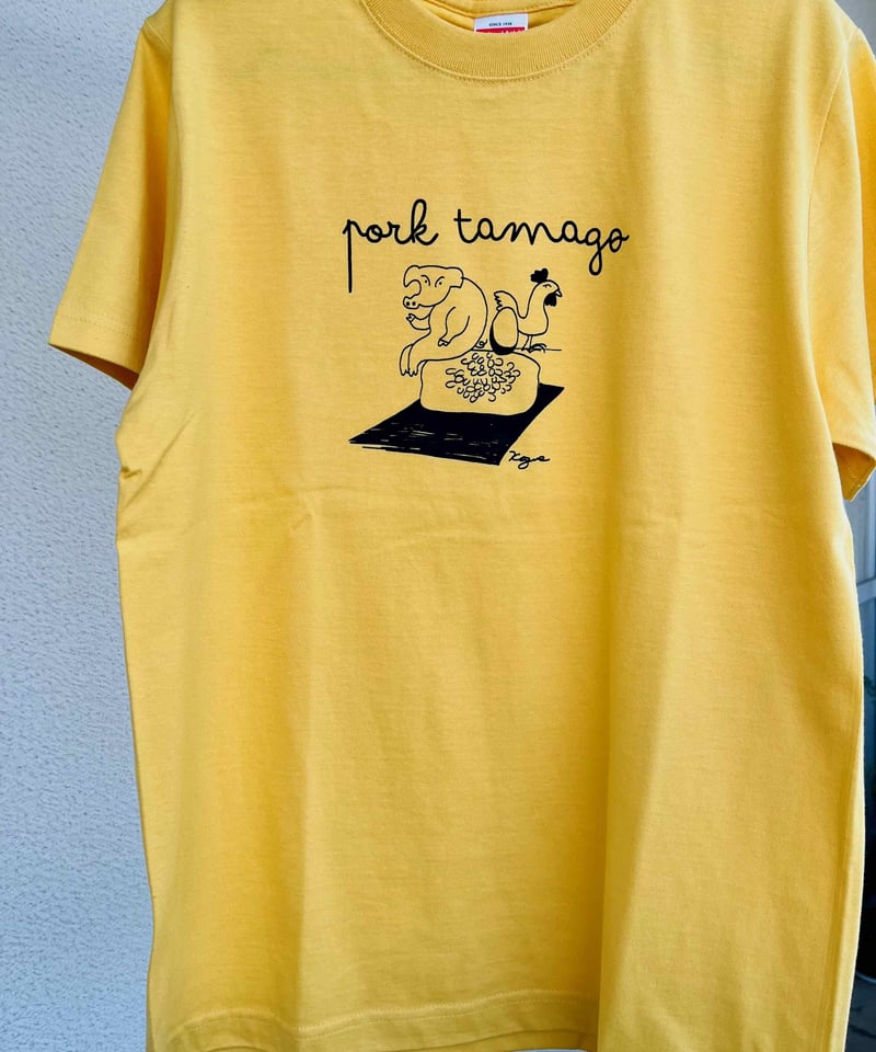 人気　プラダ  OMA AMO コラボ バナナ  print Tシャツ T-shirt_unisex_porktamago_ﾊﾞﾅﾅｲｴﾛｰ | TAMANA SOKO