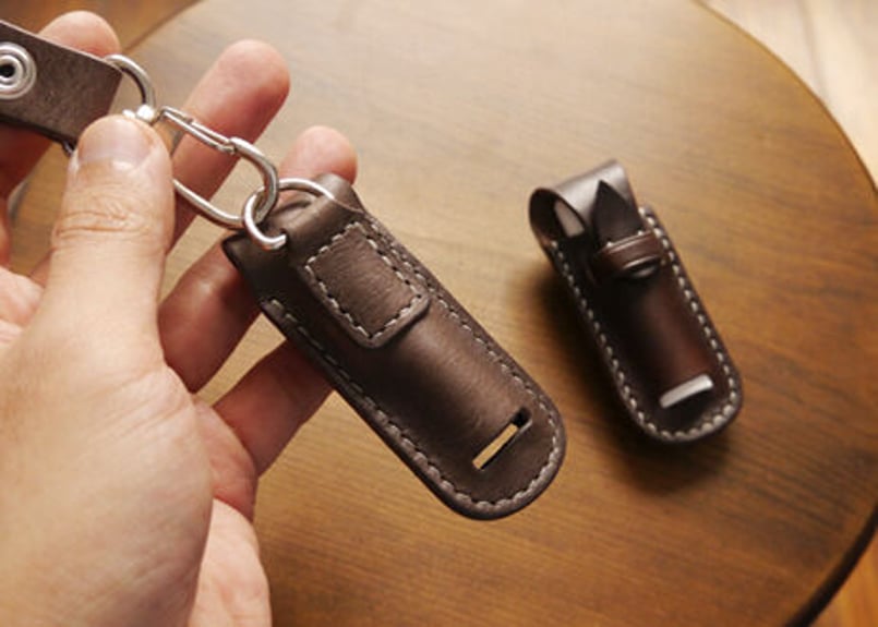 PEZ(ペッツ)×ear】本革リップケースチャーム | ear PAPILLONNER(イア