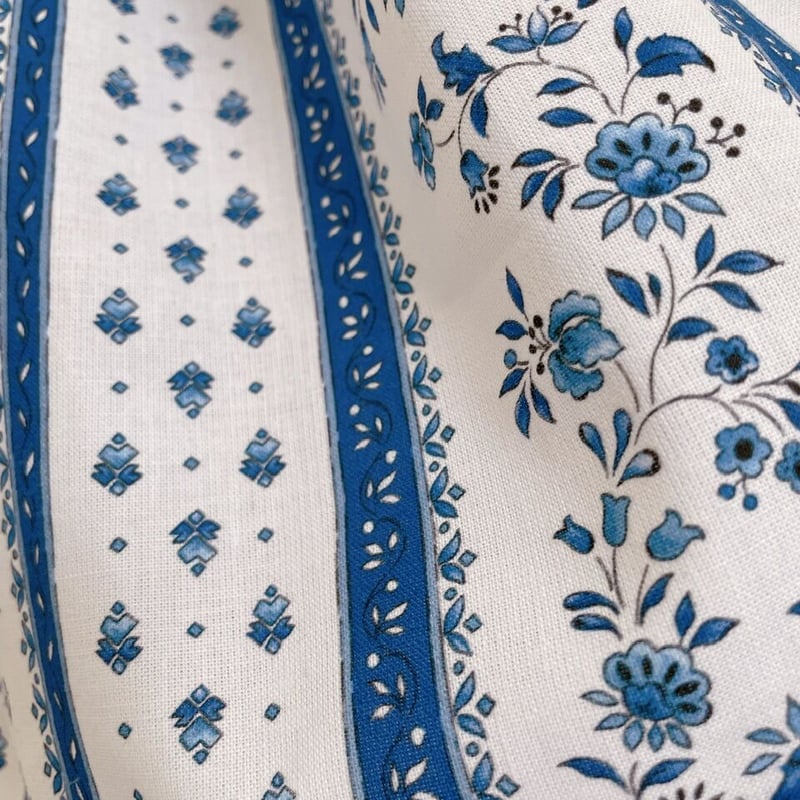 再洗済✨アンティークフランス南仏プロヴァンス フェザー/ダウン羽毛キルト 赤緑黄 再洗済✨アンティークフランス南仏プロヴァンス フェザー/ダウン