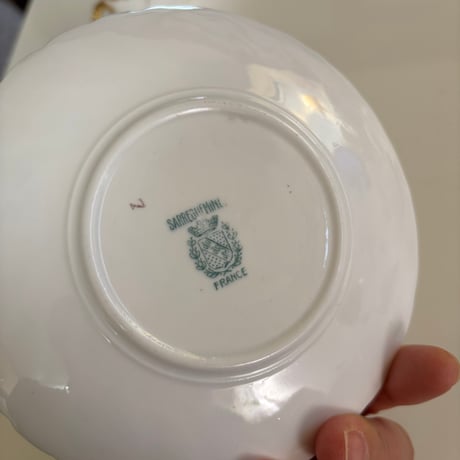 Sarreguemines LouisXV ティーカップ＆ソーサーA