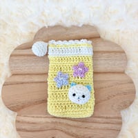 ねこちゃんとお花のお守り袋 イエロー