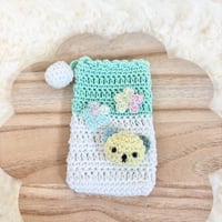 くまちゃんとお花のお守り袋