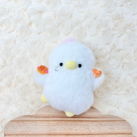 フレフレチアちゃん 白い小鳥