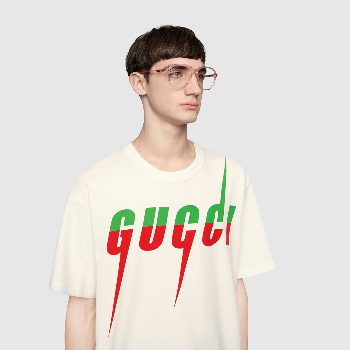 GUCCIグッチ ブレード プリント Tシャツ | VISUU