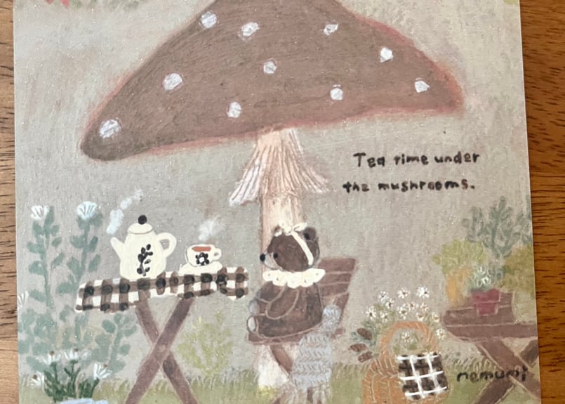 ポストカード ｢ きのこの下でティータイム / きのこの森のお散歩