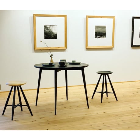 Crescent  Stool （yoshino-hinoki）
