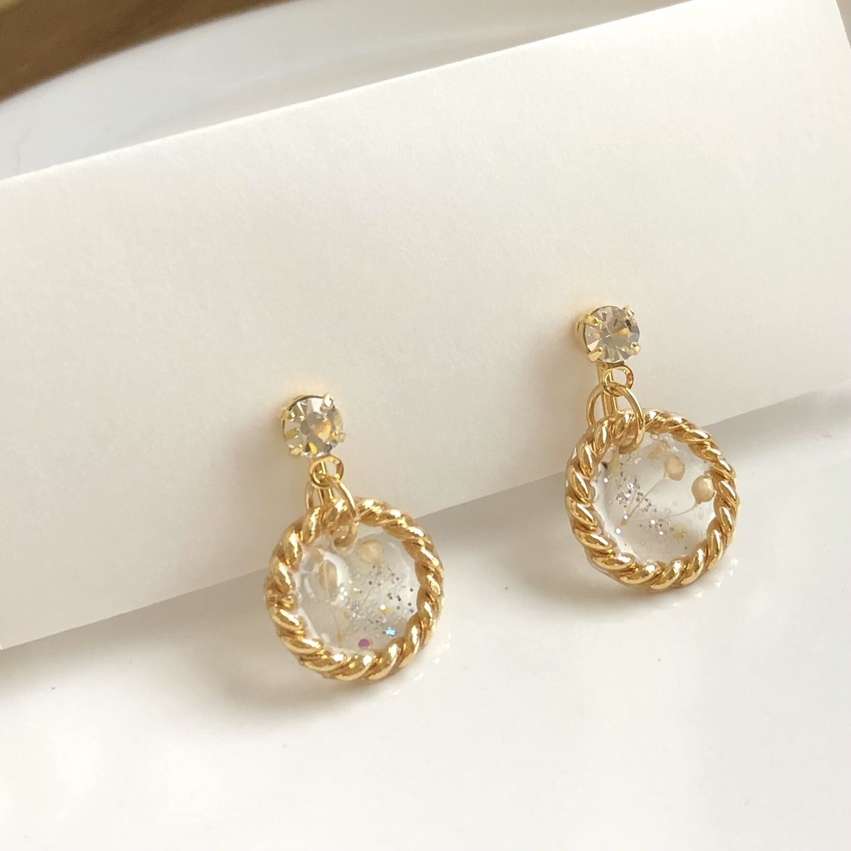 かすみ草とフープビジューピアス イヤリング fit=scale-down,w=1200