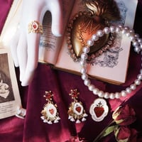 Corazon set