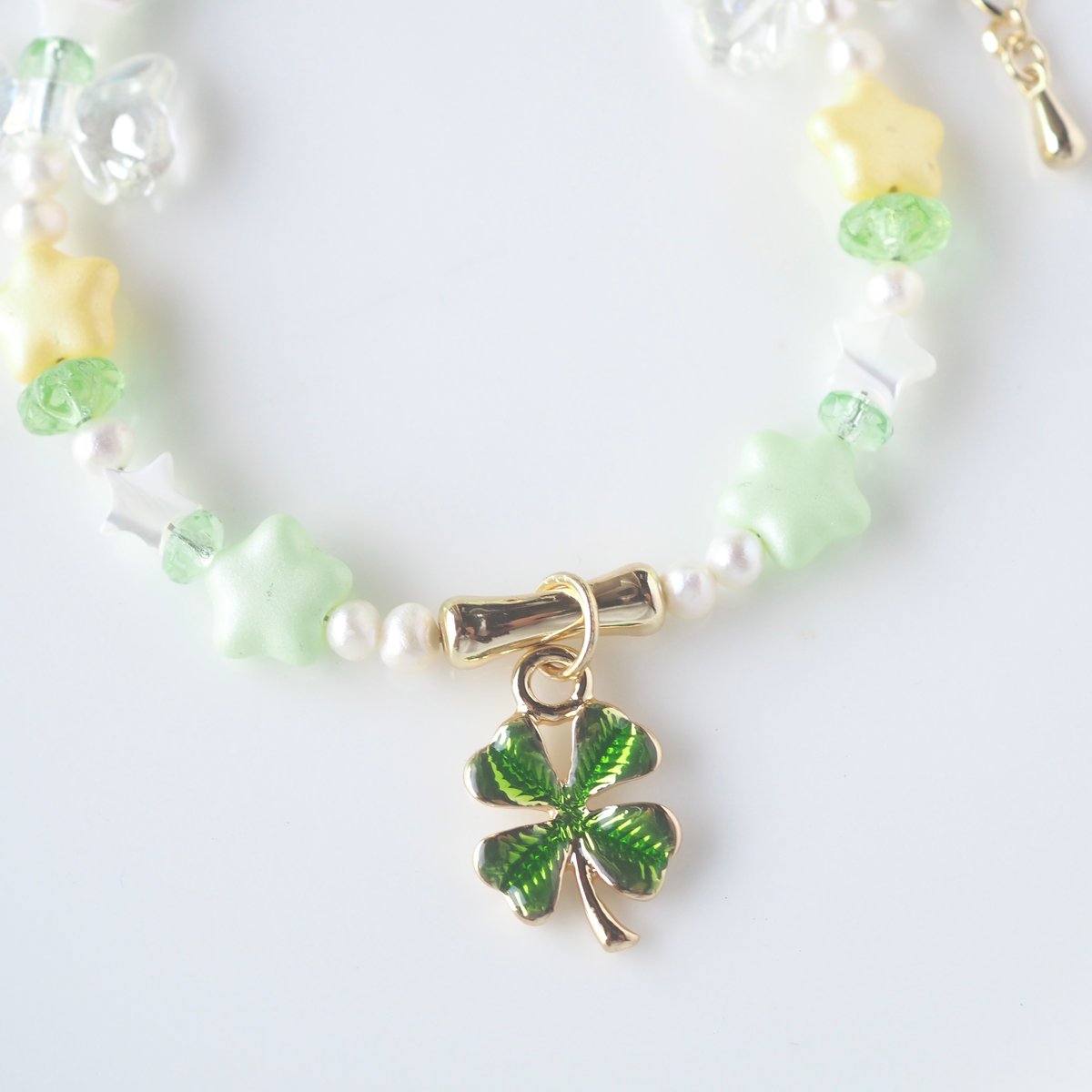 グリーン クローバーブレスレット 8663c9ed02f69c9a38917ab41af91d