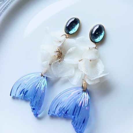 白い人魚
