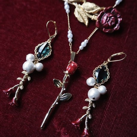 Rose set jewelry