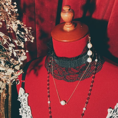 歪み真珠 〈首飾り〉