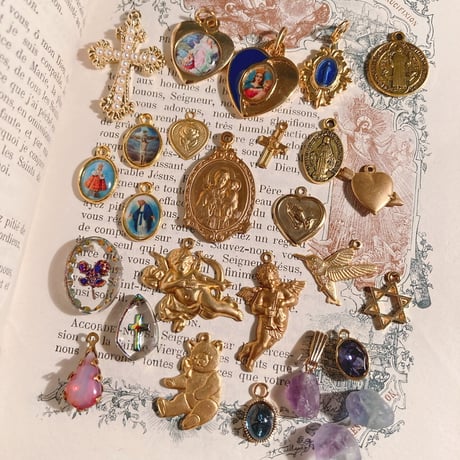 7Days necklace 〈ラファエロの天使〉