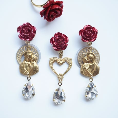 《薔薇園の聖母》 set