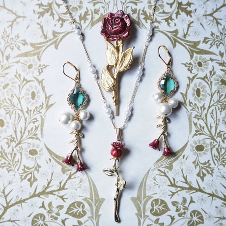 Rose set jewelry