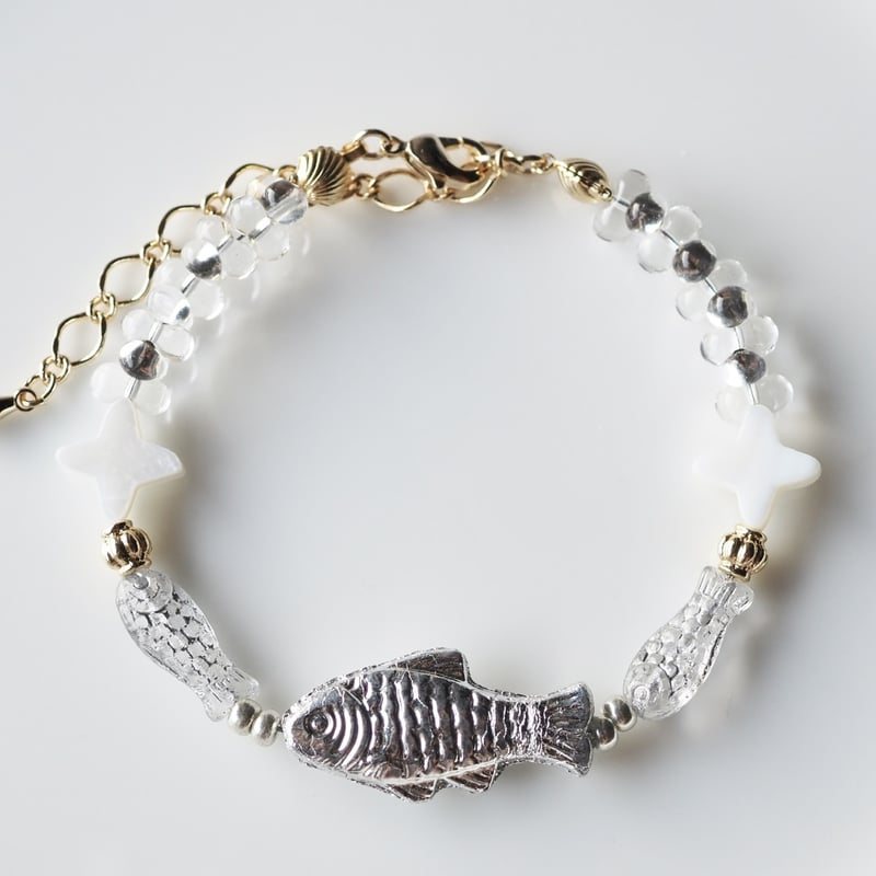 銀河を泳ぐお魚ブレスレット | Canpana