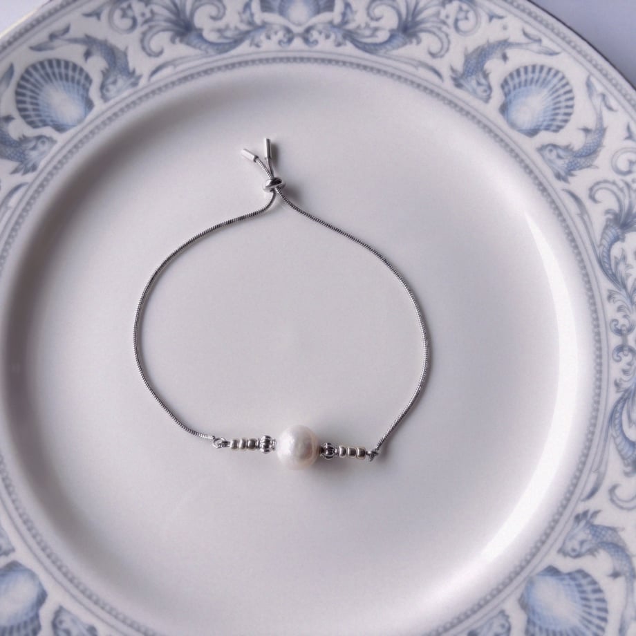 6a3f8b8e4d1d1dfdb2c81a83