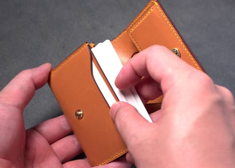 【日本語】ミニマル（キャッシュレス）財布