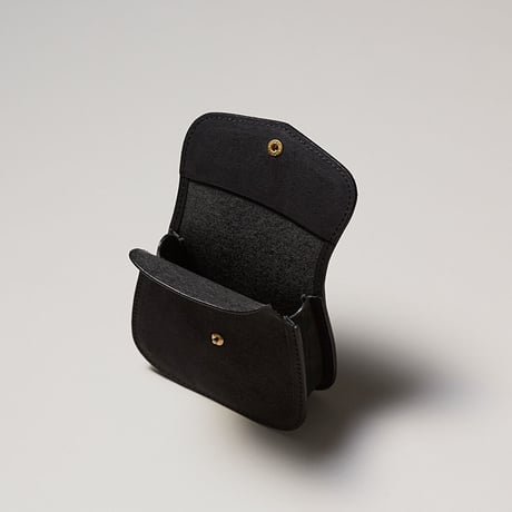 THORN POUCH - BLK