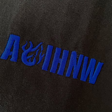 AOIHNW刺繍Tシャツ