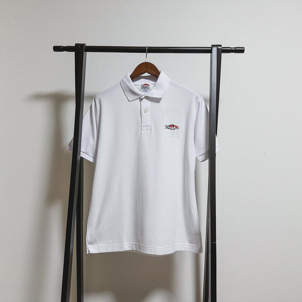 【半額以下】未使用品☆AMBAGE フラミンゴ柄 ポロシャツ Mサイズ 半額以下】未使用品☆AMBAGE フラミンゴ柄 ポロシャツ Mサイズ