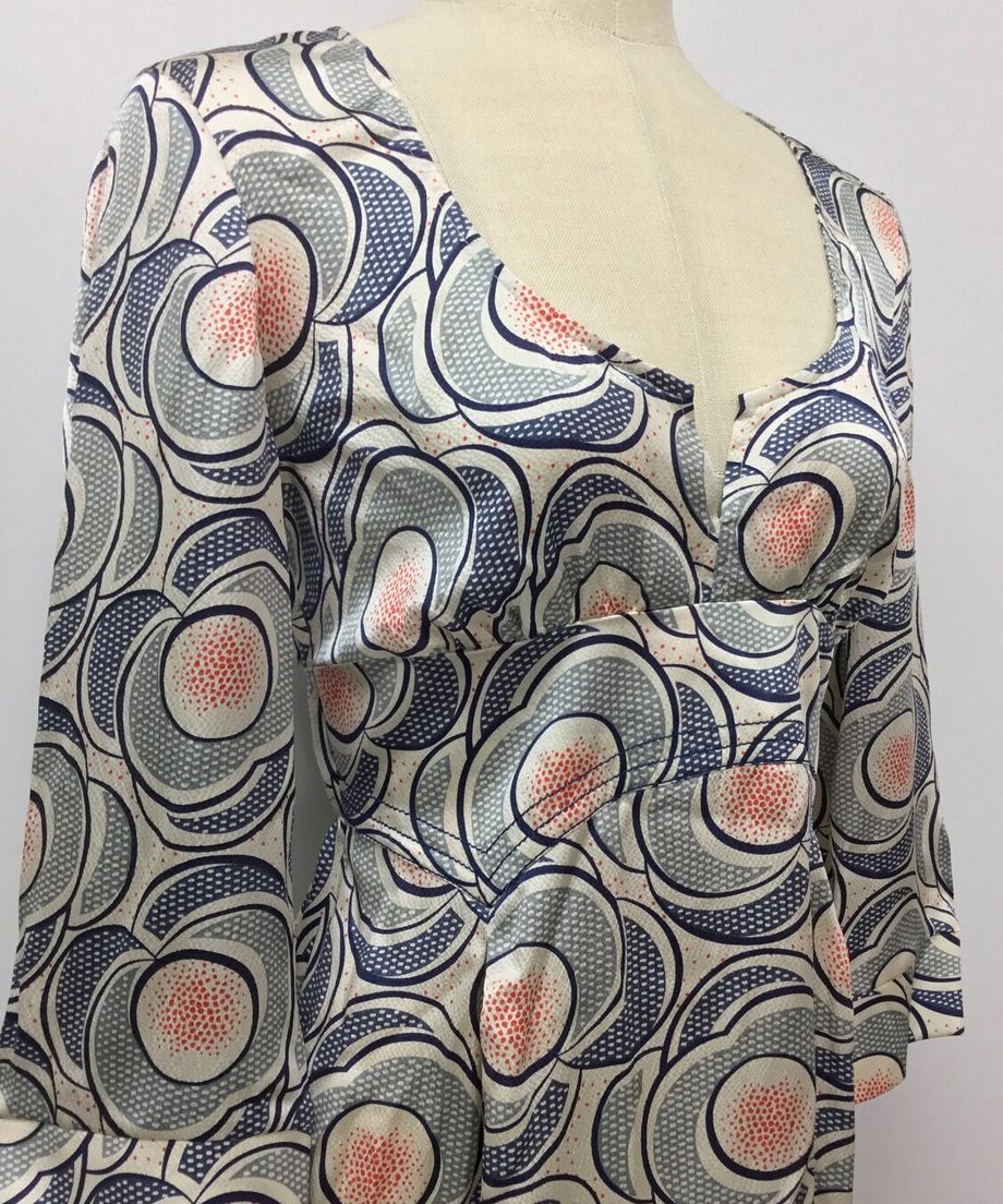 643926eb79fac7002bd99245