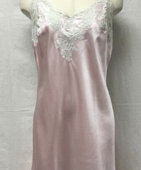 SALE〖Marjolaine〗シルク100％フランス製レース付きスリップ