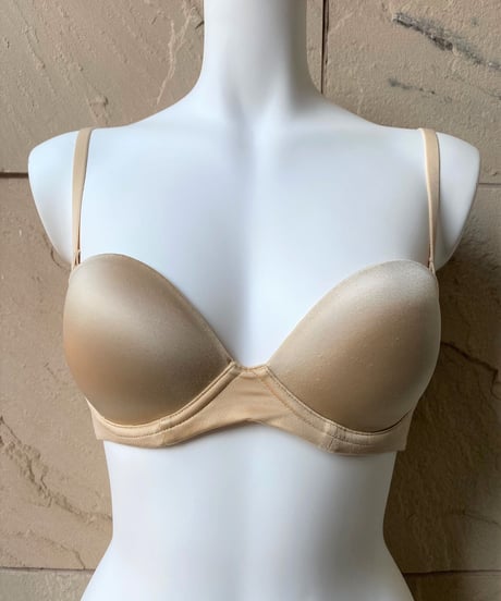 SALE！〖ゼファー〗 ストラップレスブラジャー