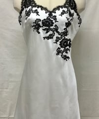 SALE! レース付きスリップ〖Marjolaine〗シルク100％フランス製